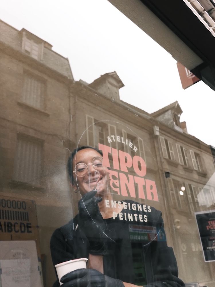 tipo penta peintre en lettres